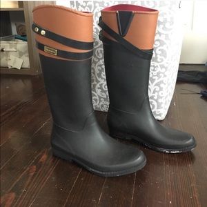 Tommy Hilfiger rain/snow boots